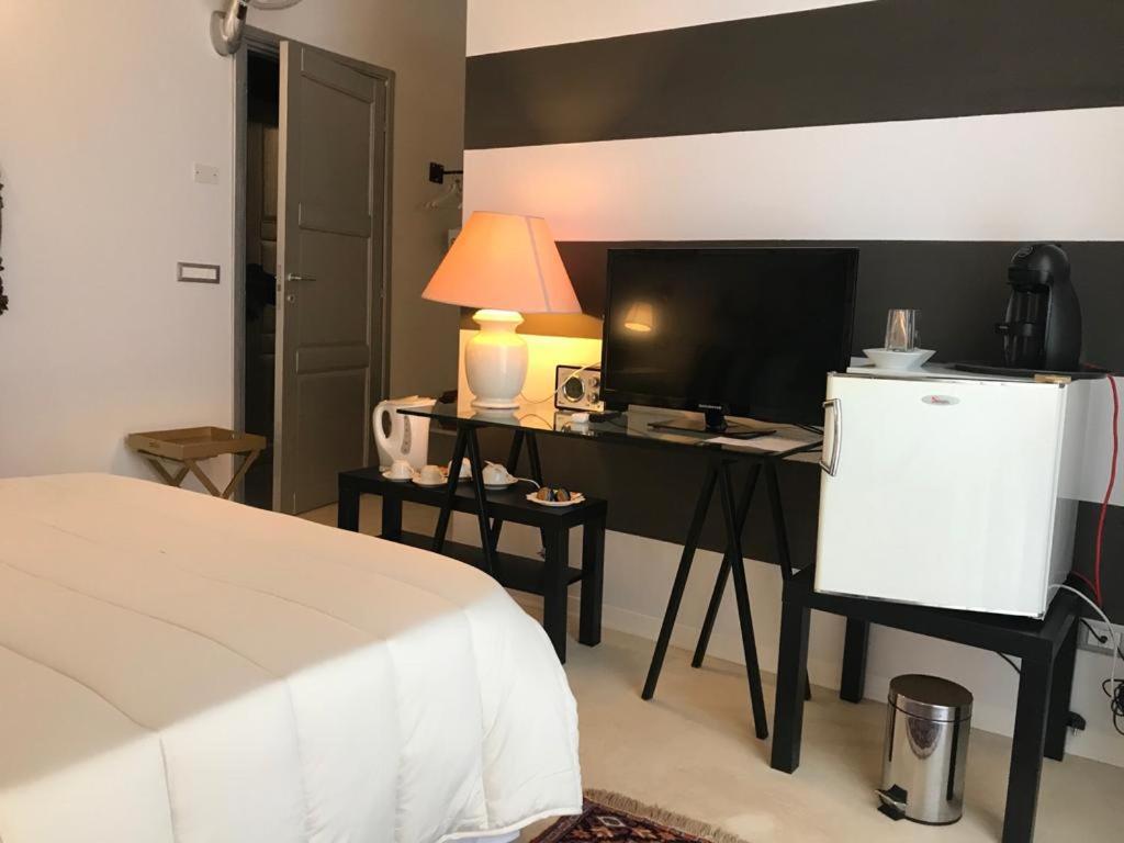 Hotel Sanctus Syrus 4 Albenga Zewnętrze zdjęcie